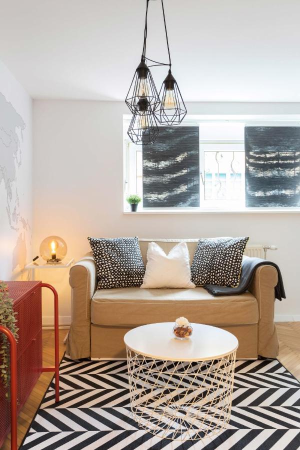 Modern Studio Near British Square Apartment Zagreb Luaran gambar