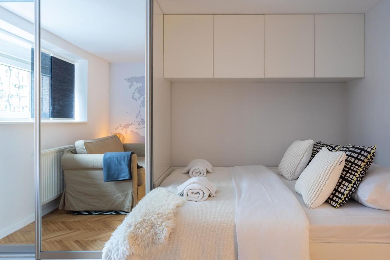 Modern Studio Near British Square Apartment Zagreb Luaran gambar