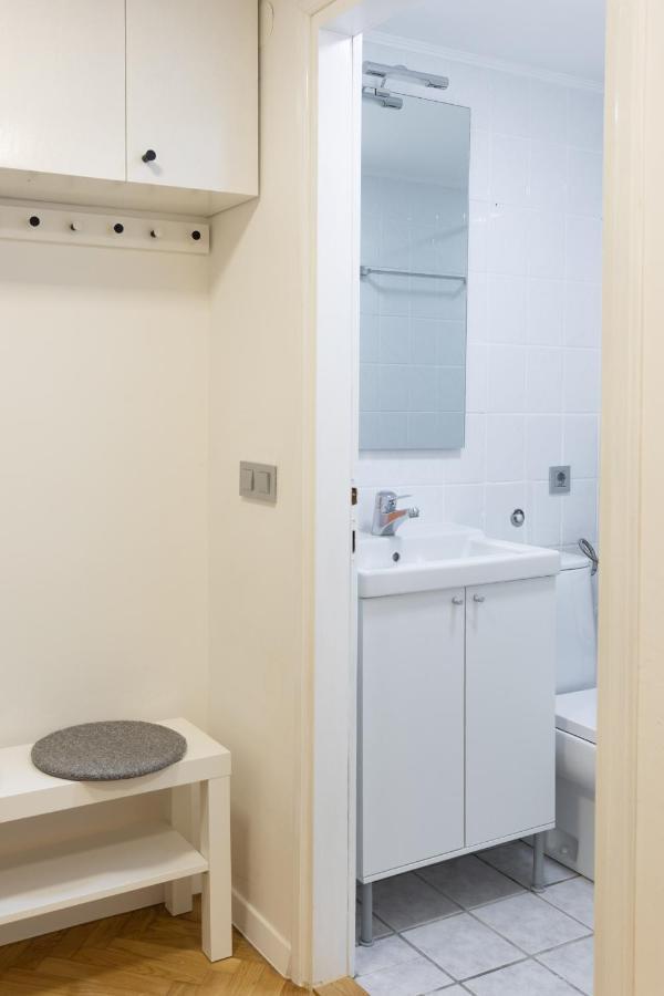 Modern Studio Near British Square Apartment Zagreb Luaran gambar