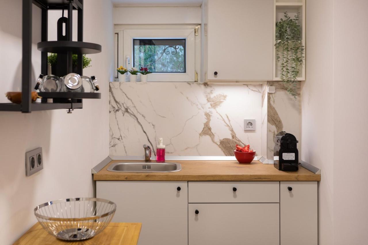Modern Studio Near British Square Apartment Zagreb Luaran gambar